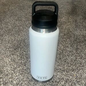 36oz YETI